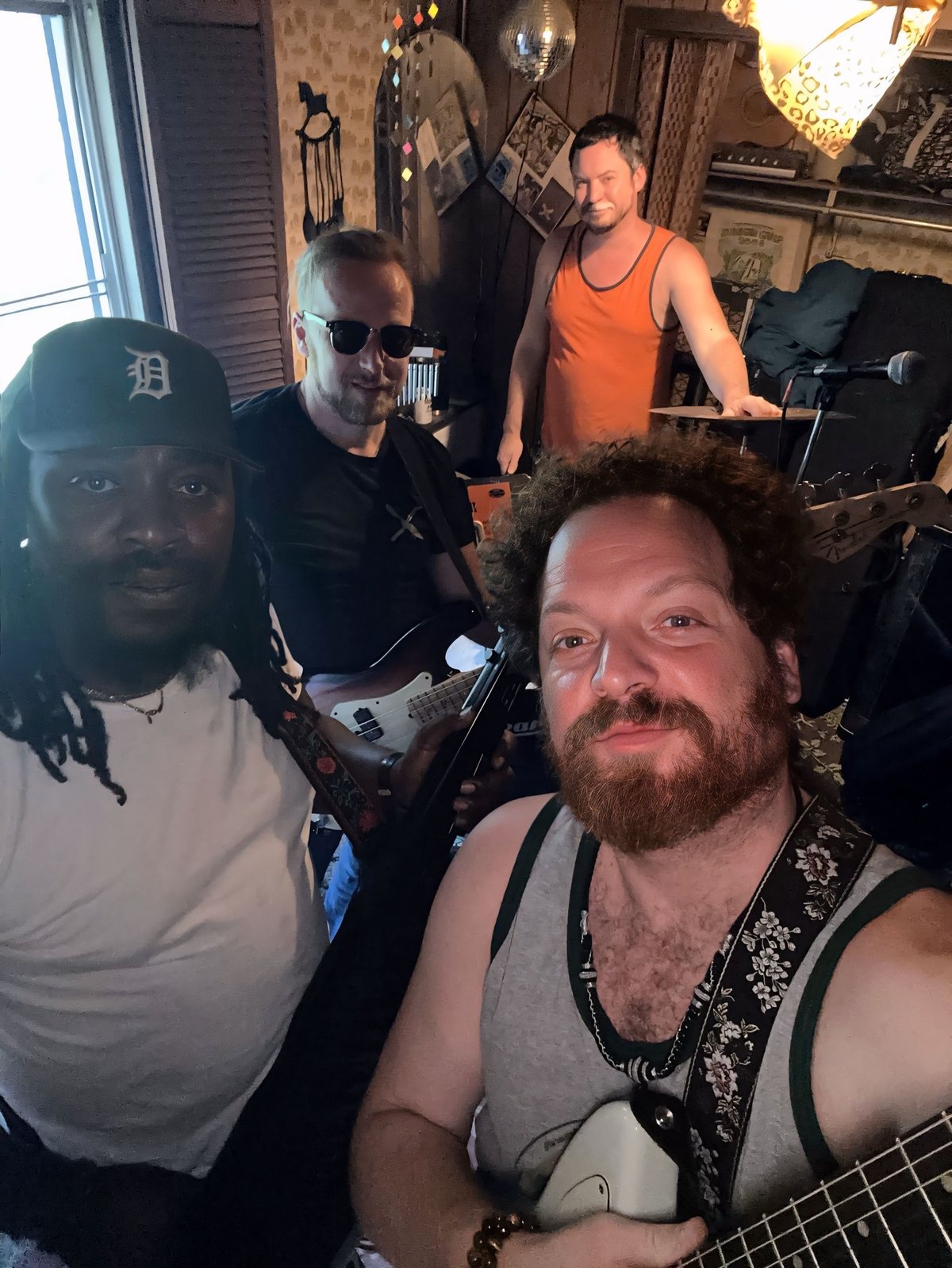 Dave Menzo and the band backstage